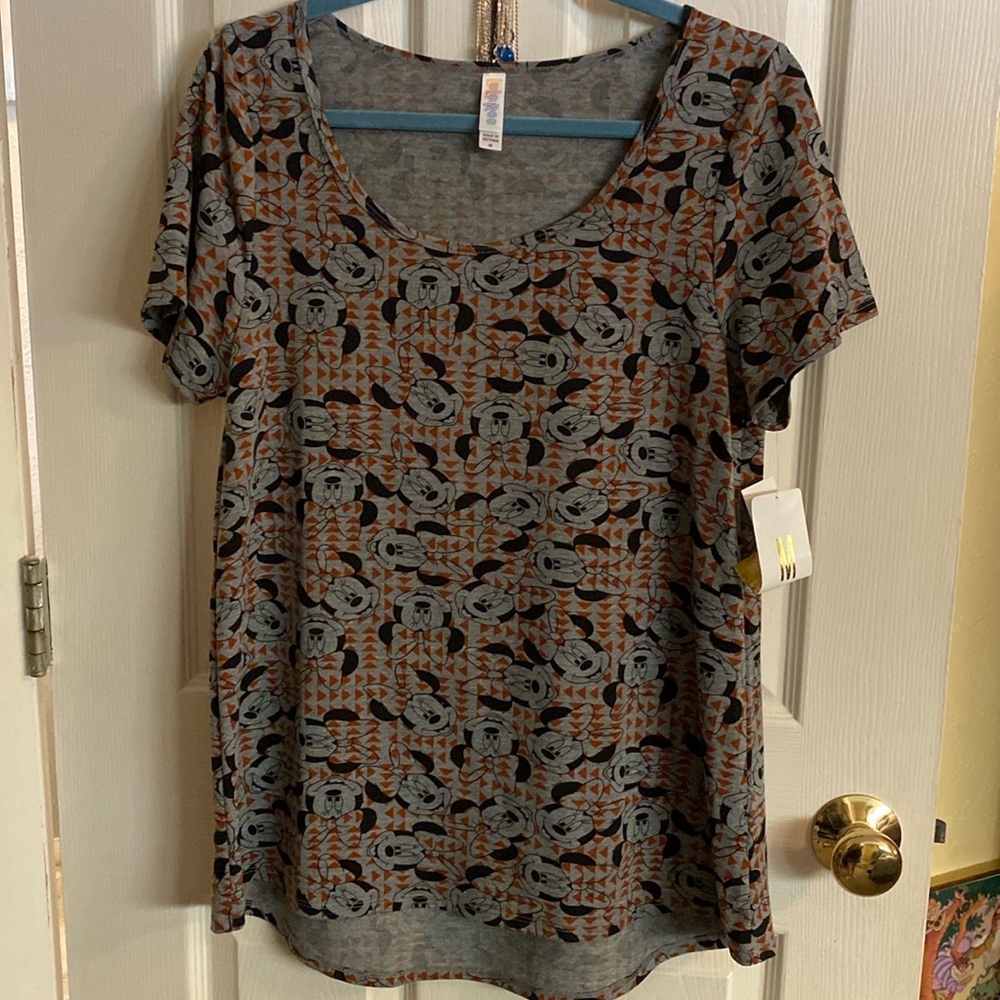 Brand New Lularoe Classic T size medium featuring Minnie Mouse